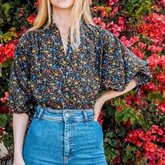Doen Floral Blouse - Picture 1 of 9